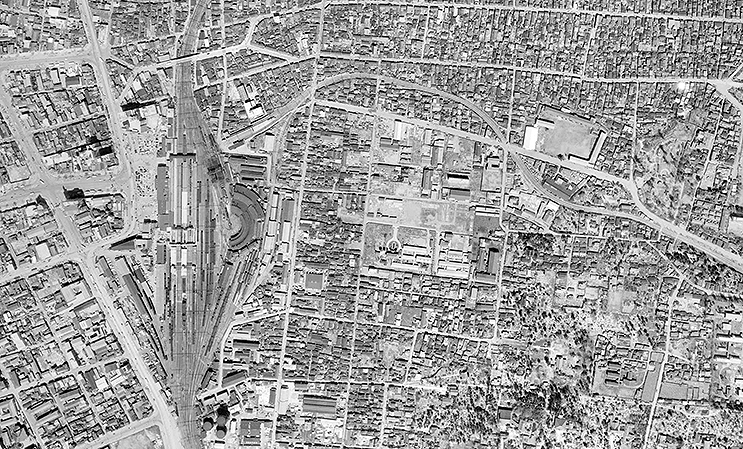 いまじゃ想像できない！ 1961年の仙台駅、巨大扇形車庫の仙台機関区や仙石線地上線 – gzn.tokyo